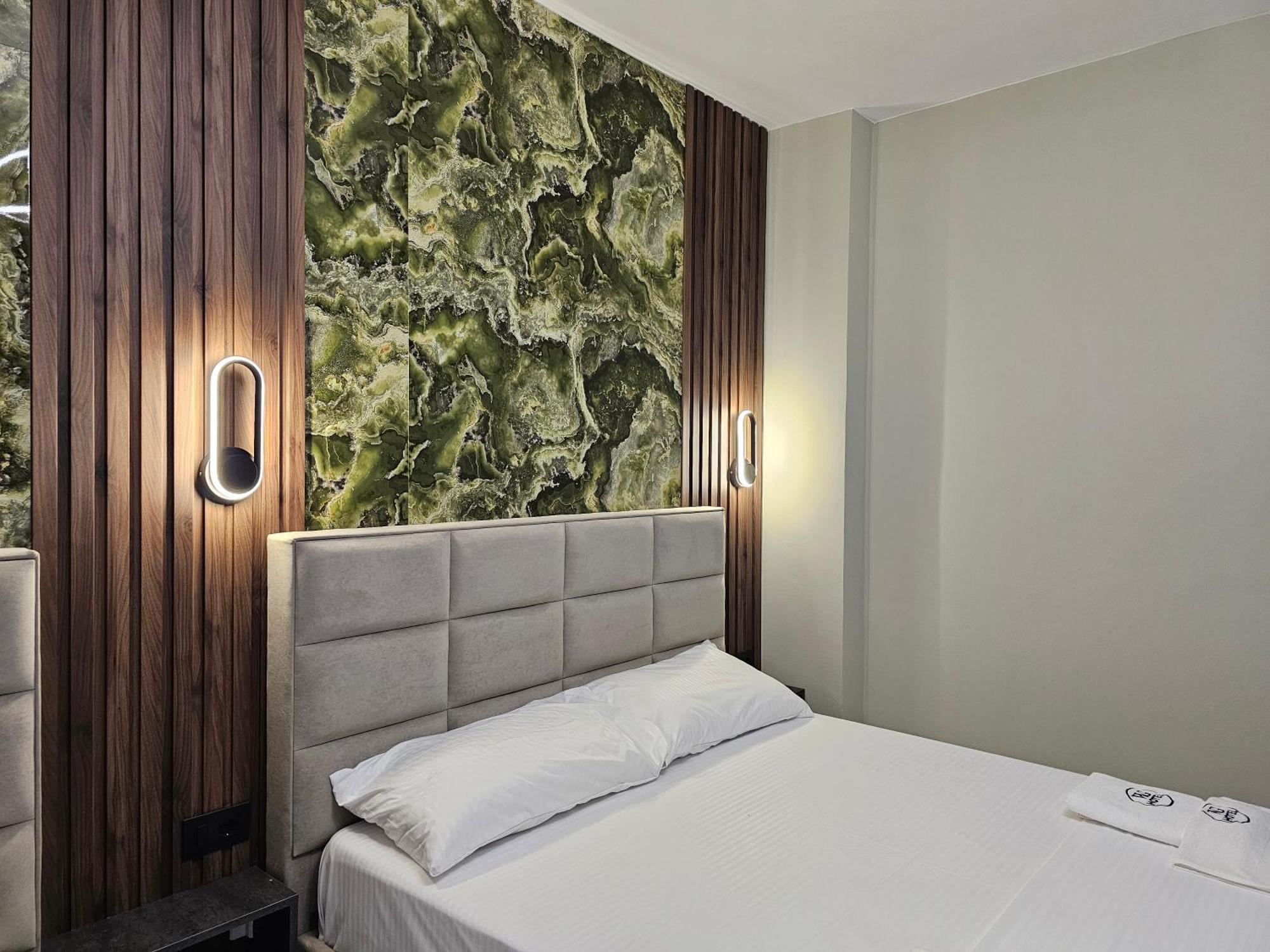 Wg Hotel Ksamil Kültér fotó