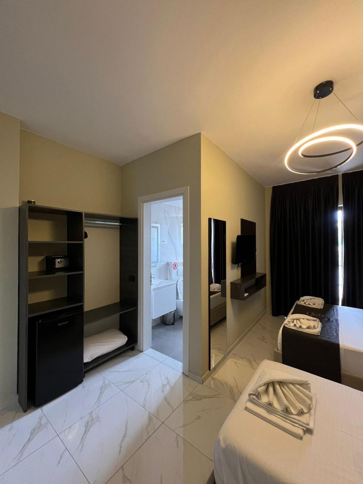 Wg Hotel Ksamil Kültér fotó